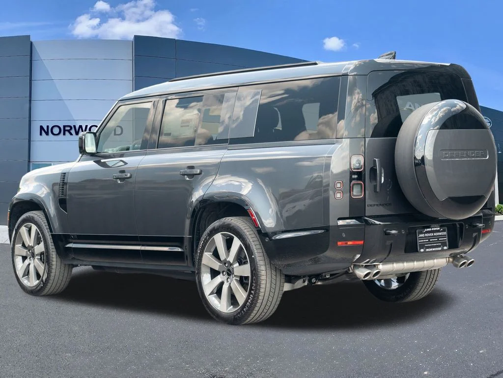 New 2026 Carpathian Grey Land Rover V8 image 6