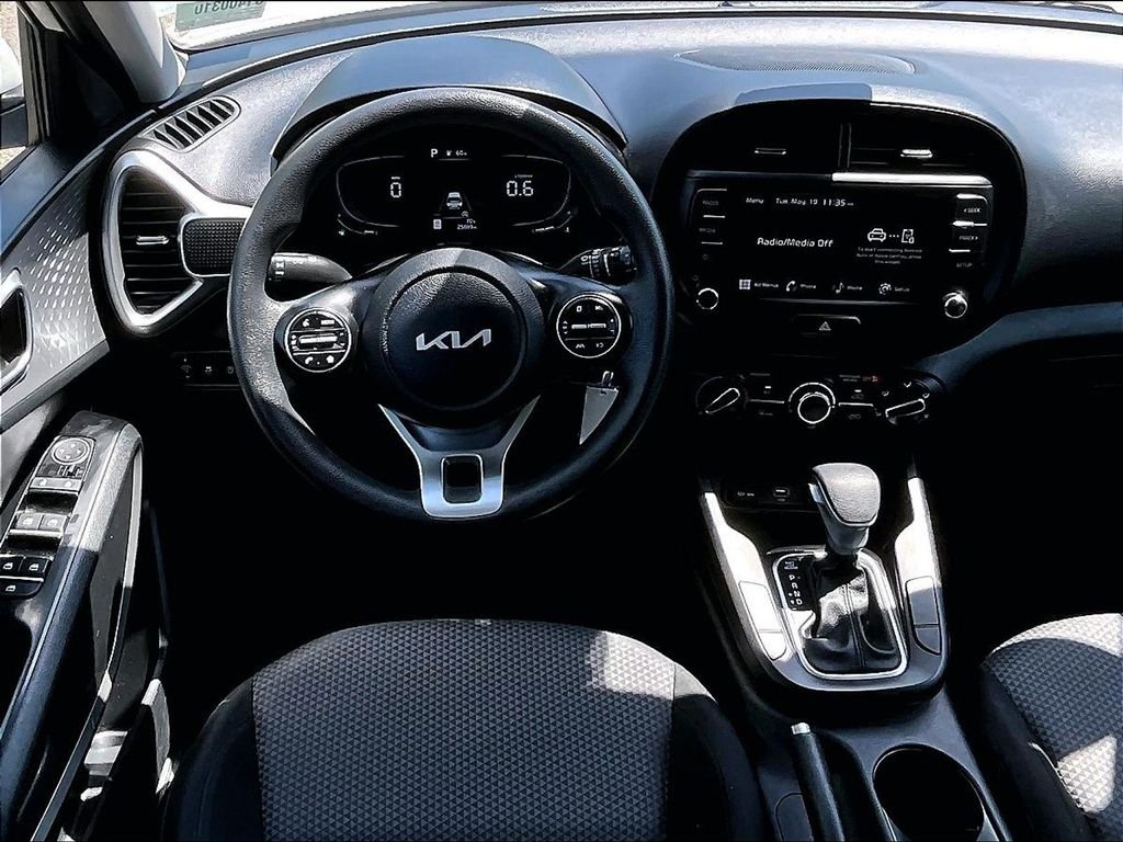 Used 2023 White Kia LX image 17