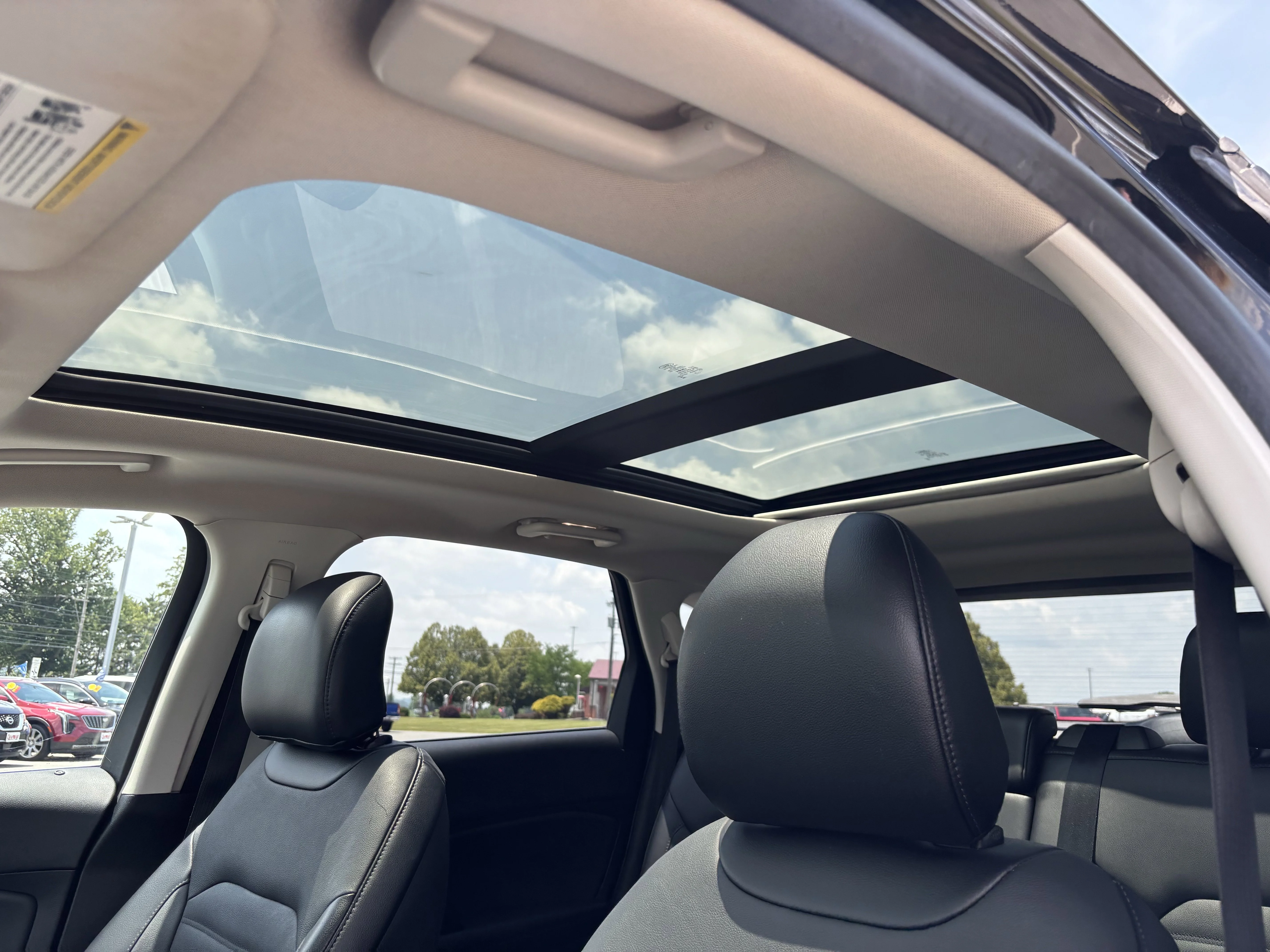 Used 2018 Shadow Black Ford SEL image 15