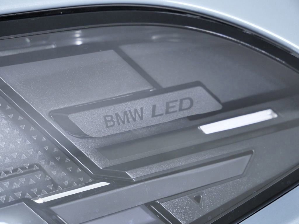 Certified Used 2026 Brooklyn Grey Metallic BMW xDrive40i image 5