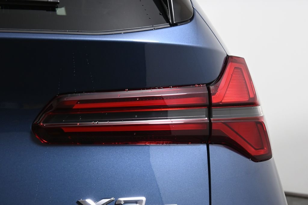 Used 2026 Blue Metallic BMW 30 xDrive image 13