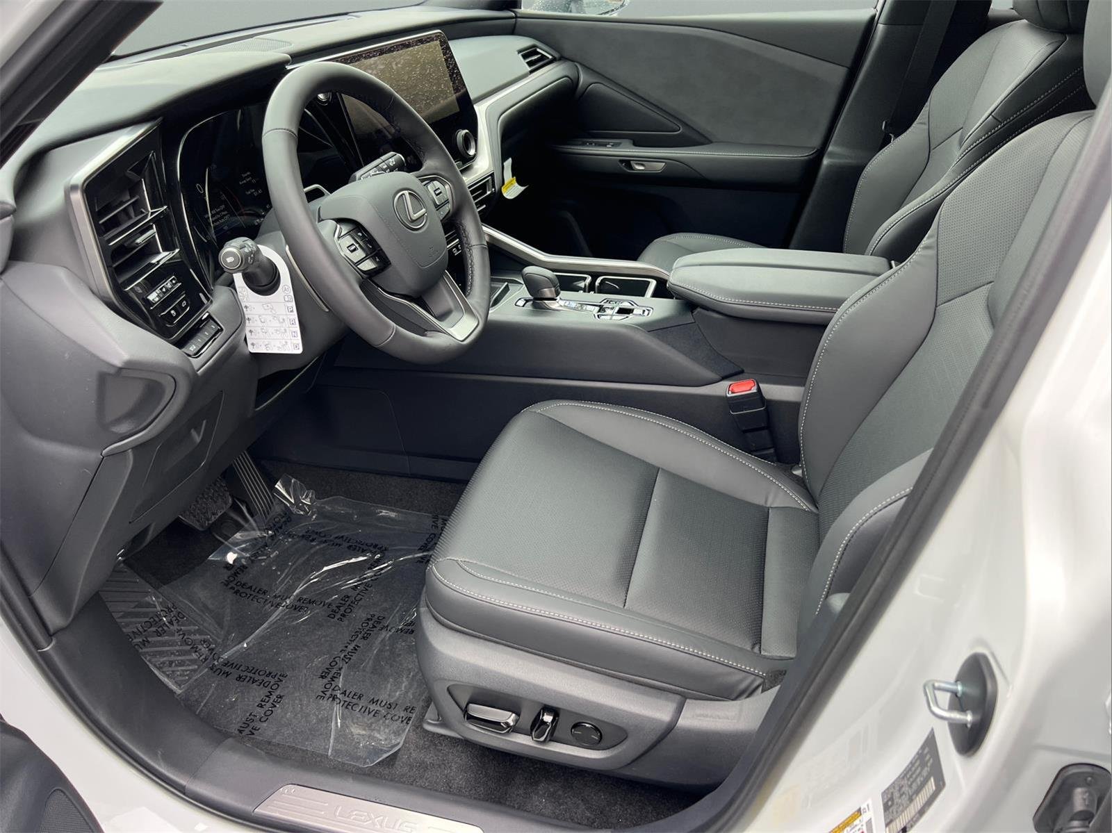 New 2026 Wind Chill Pearl Lexus PREMIUM AWD image 9