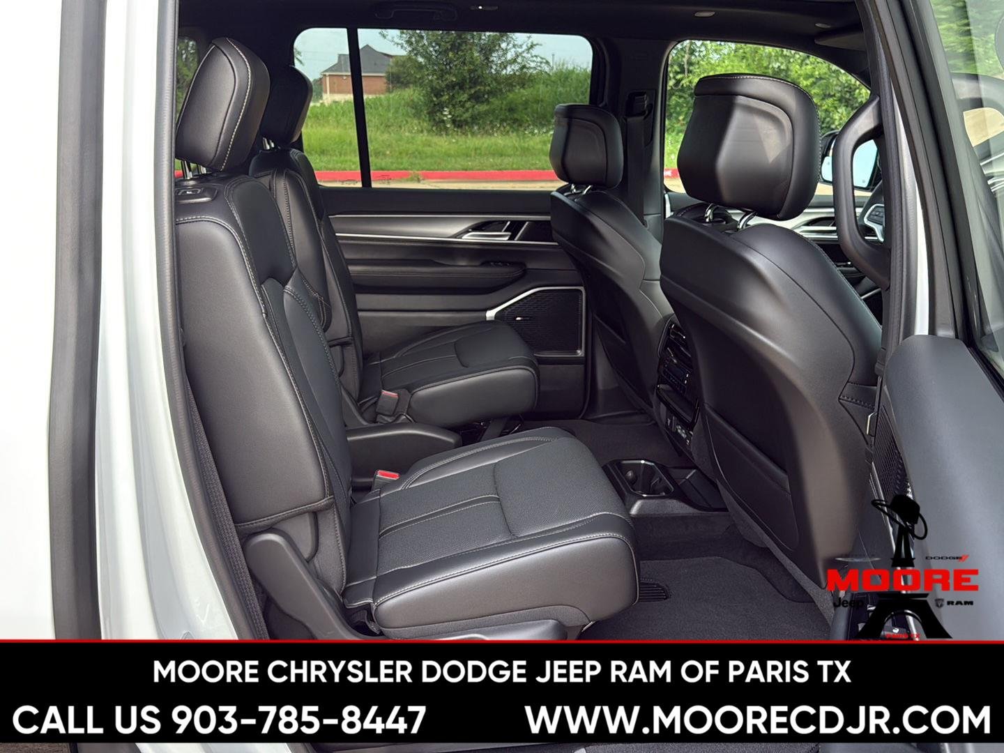 New 2026 Bright White Clearcoat Jeep  image 30