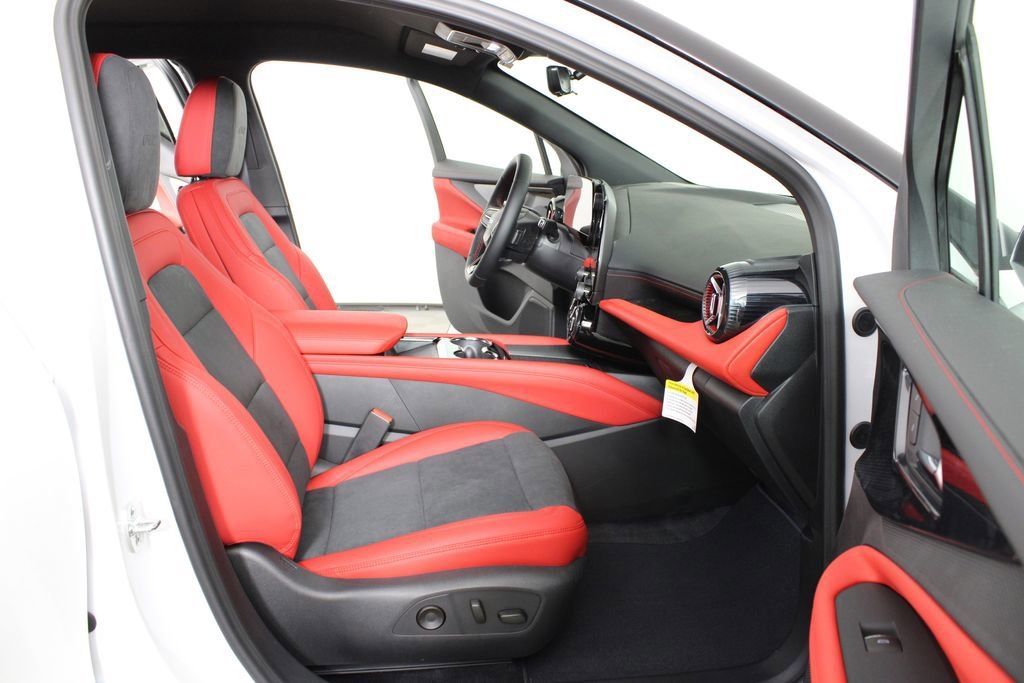 2025 Chevrolet Blazer EV RS - Photo 16