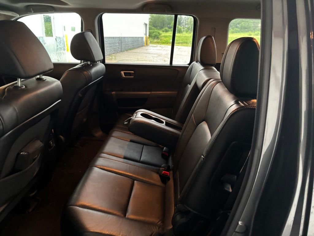 Used 2012  Honda EX-L image 19