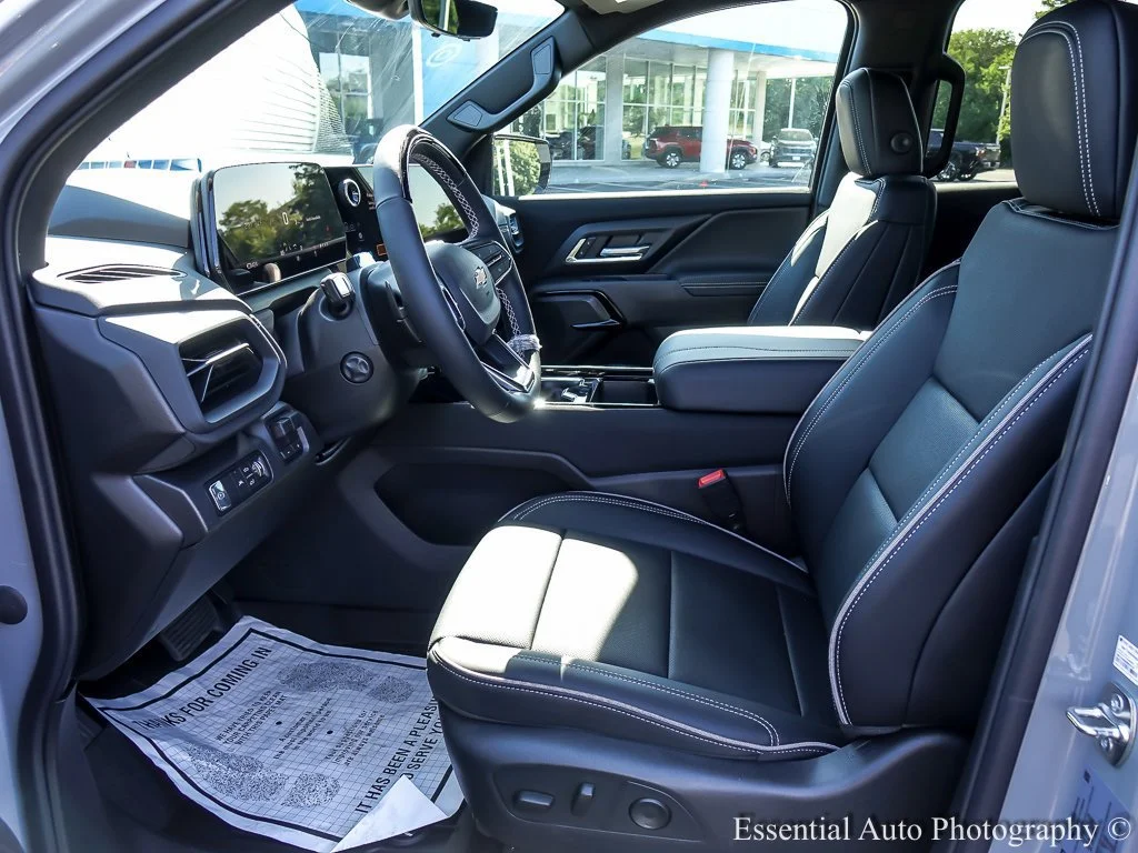 2026 Chevrolet Silverado EV LT - Photo 11