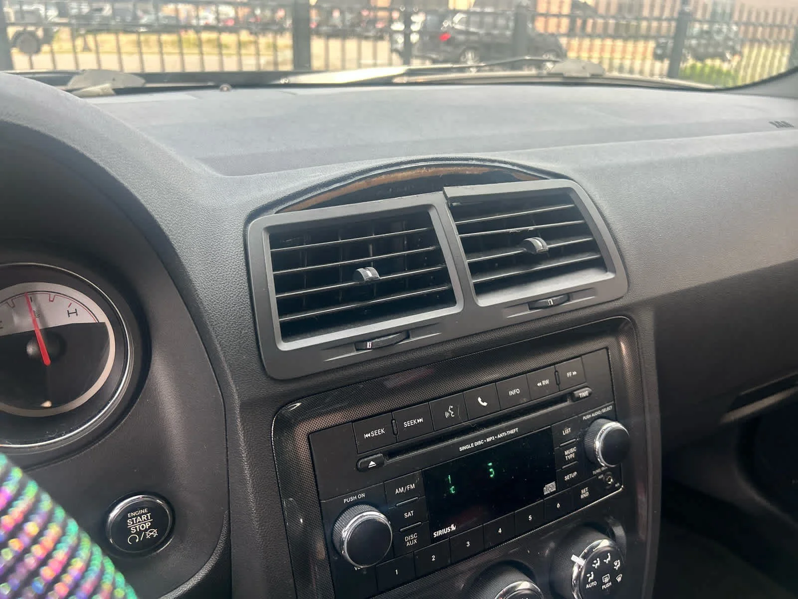 Used 2014 Black Clearcoat Dodge SXT image 4