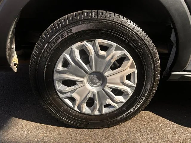 Used 2019 White Ford XLT image 34