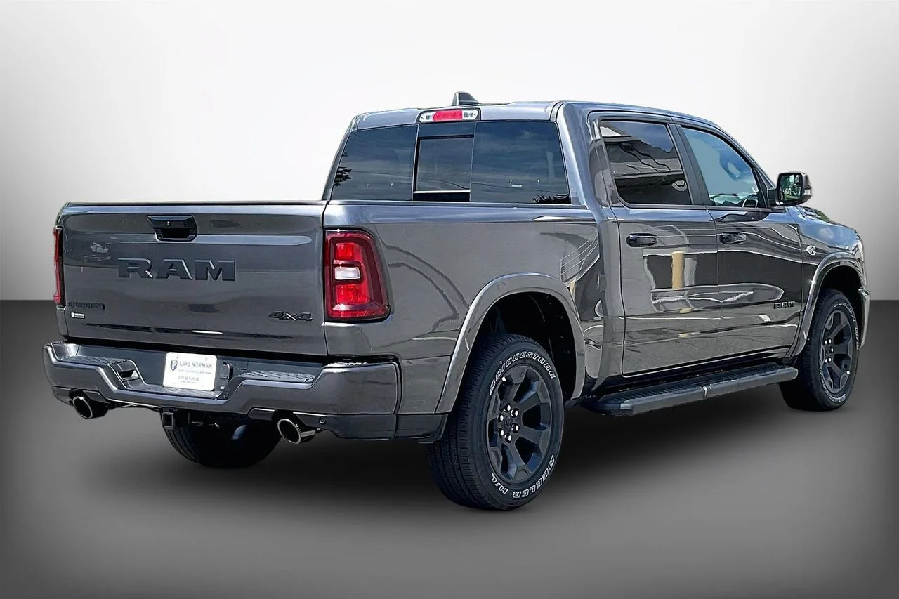 New 2026 Granite Crystal Metallic Clearcoat RAM Big Horn/Lone Star image 8