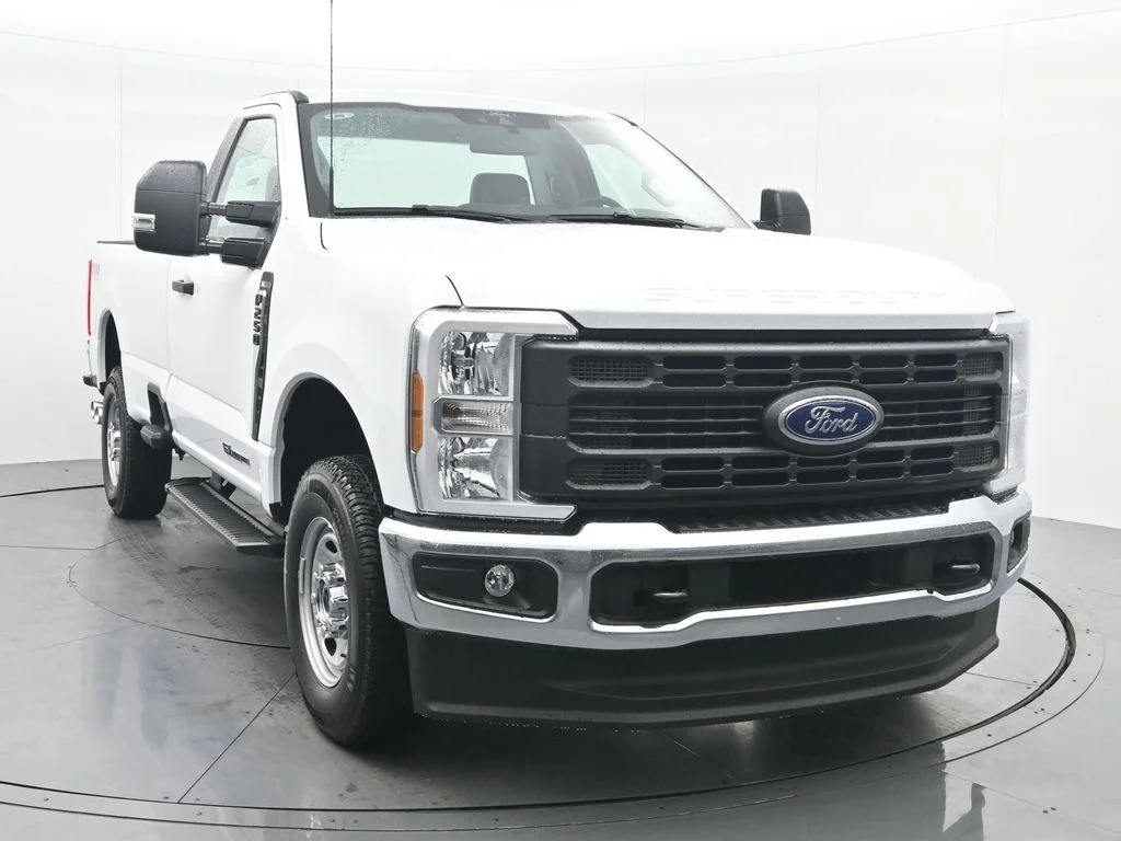 New 2026 Oxford White Ford F-250® XL image 4
