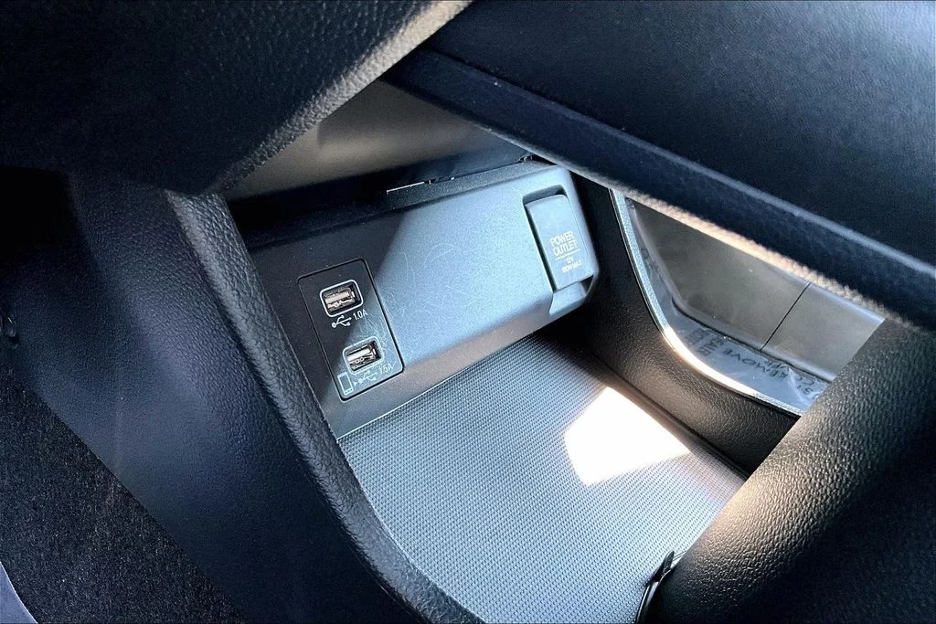 Used 2020  Honda EX image 15