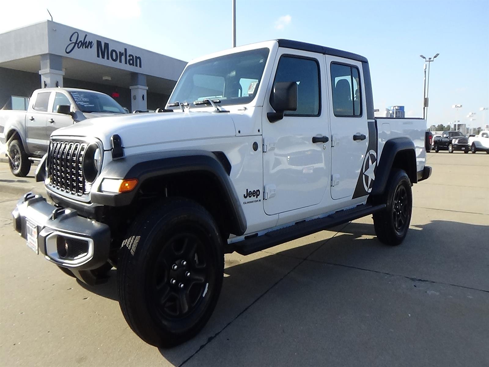 Certified Used 2025 Bright White Clear Coat (pw7) Jeep Sport image 2