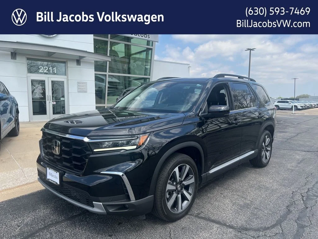2024 Honda Pilot Touring AWD's photo