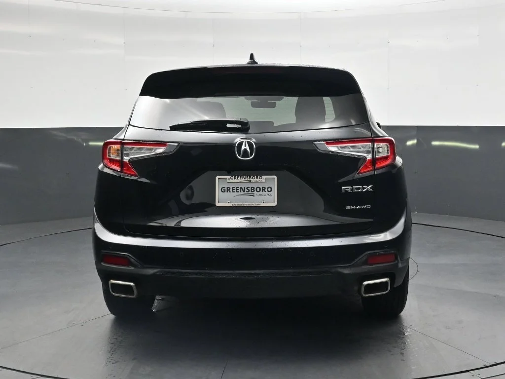 Used 2023  Acura Technology Package image 6
