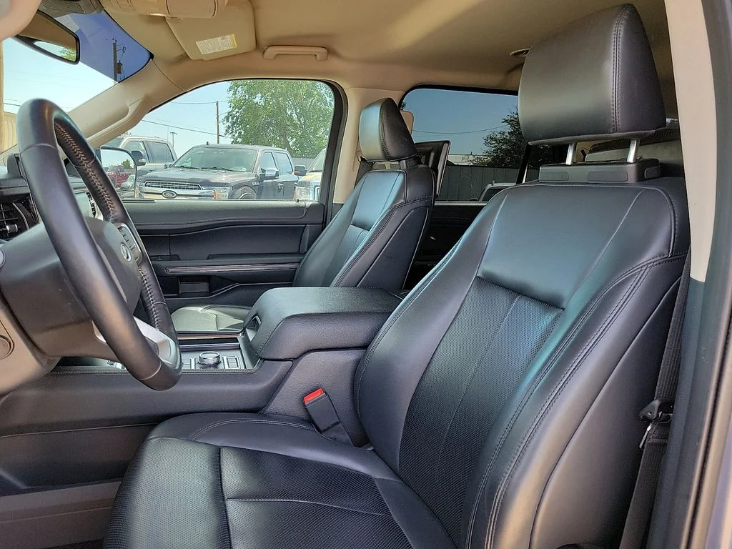 Used 2022 Blue Ford XLT image 18