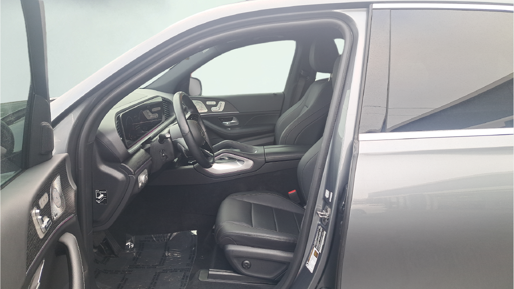 Used 2025  Mercedes-Benz GLE 450e image 10