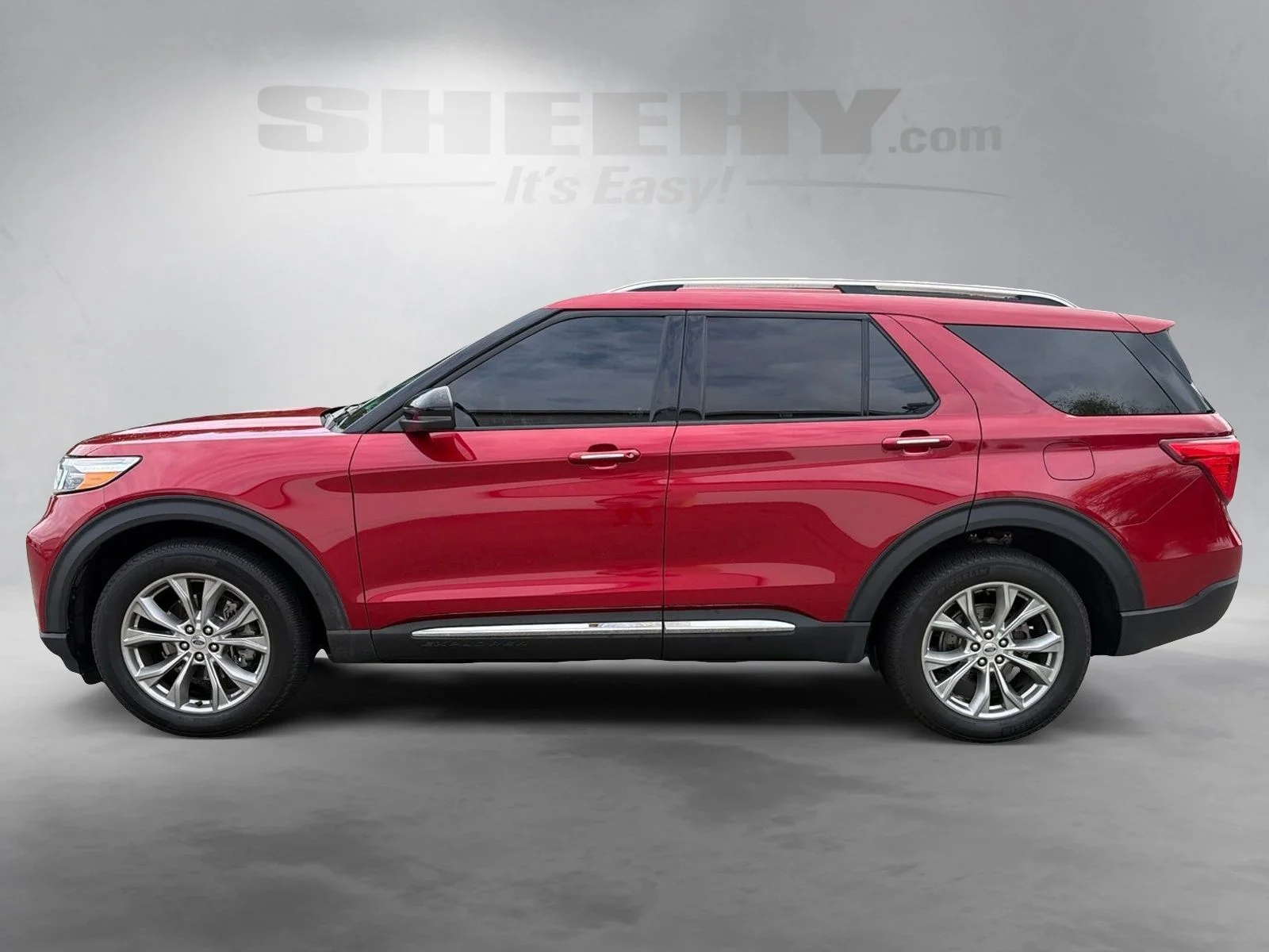 Used 2023 Red Ford Limited image 17