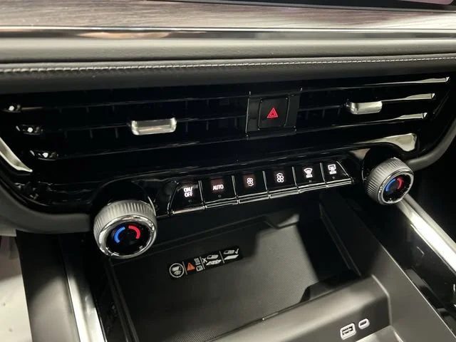 2026 Chevrolet Tahoe LT - Photo 19