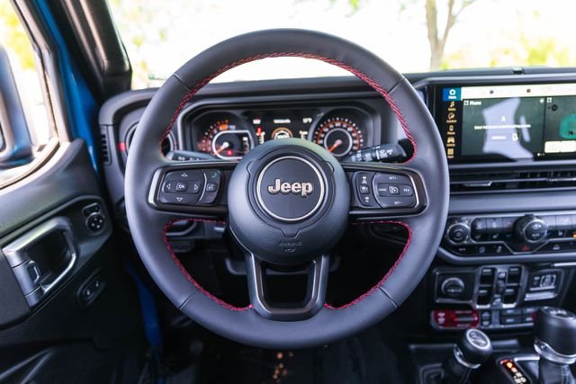 Used 2024 Blue Pearl Jeep Rubicon image 20