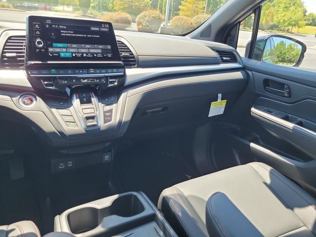 2026 Honda Odyssey Sport L - Photo 12
