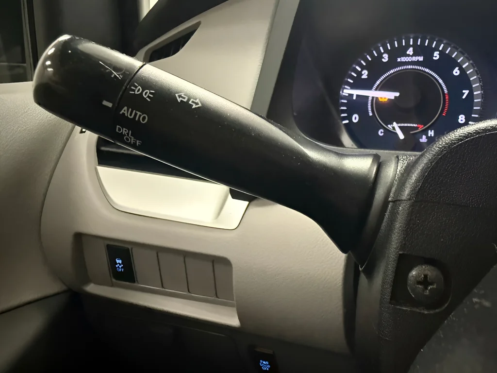 Used 2020 Gray Toyota LE image 21