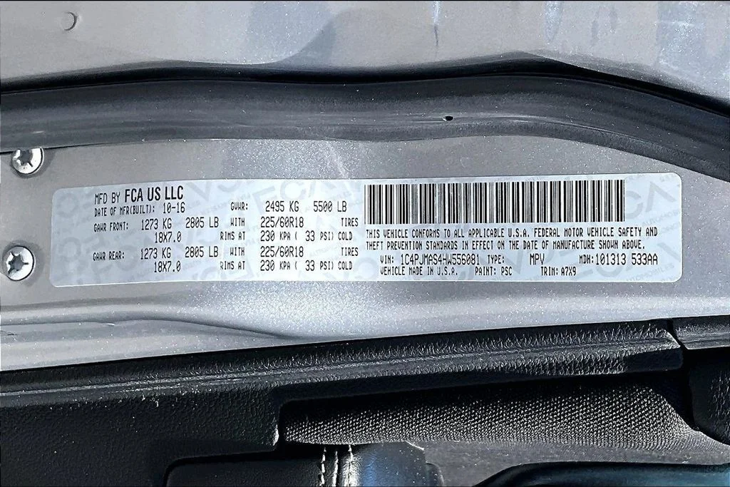 Certified Used 2017 Silver Jeep Sport image 19