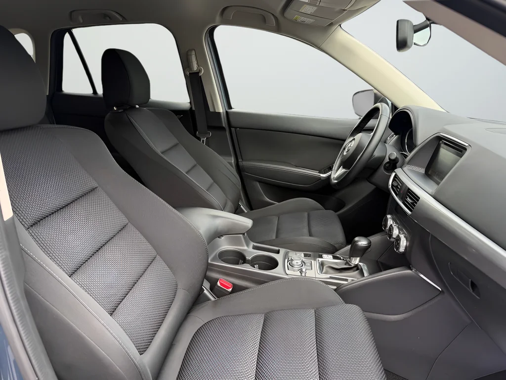 Used 2016 Blue Mazda Touring image 28