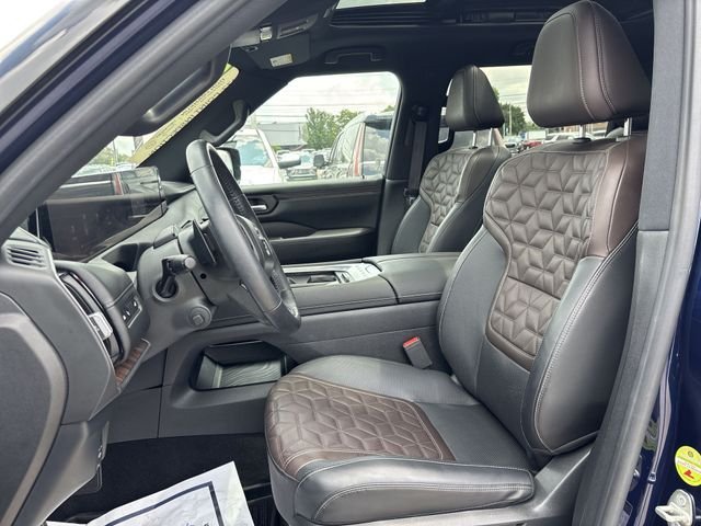 Used 2025 Blue Nissan Platinum image 11