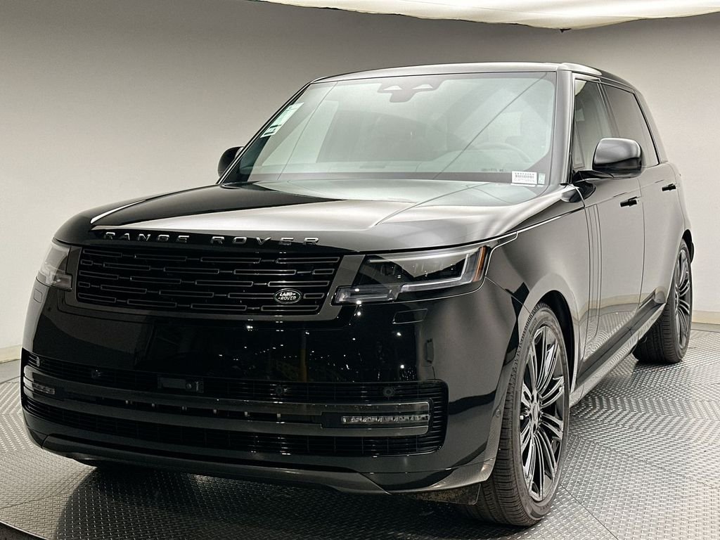 New 2026 Santorini Black Land Rover SE image 1