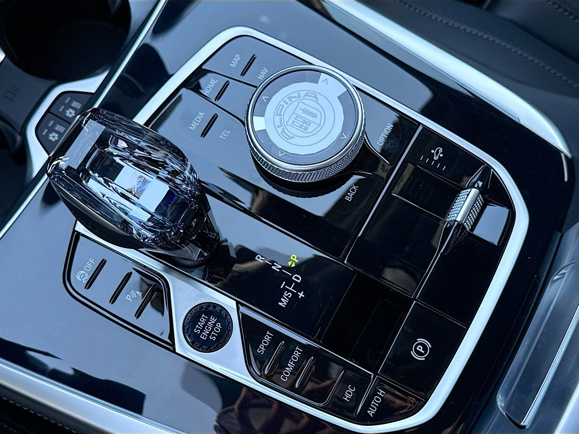 New 2026 Black Sapphire Metallic BMW ALPINA XB7 image 31