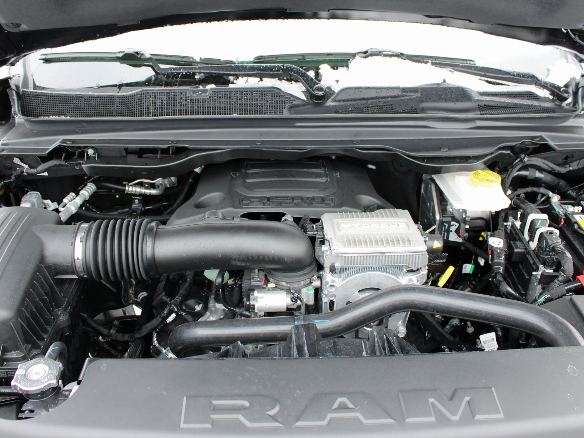 New 2026 Black RAM Sport* HEMI V8 image 9