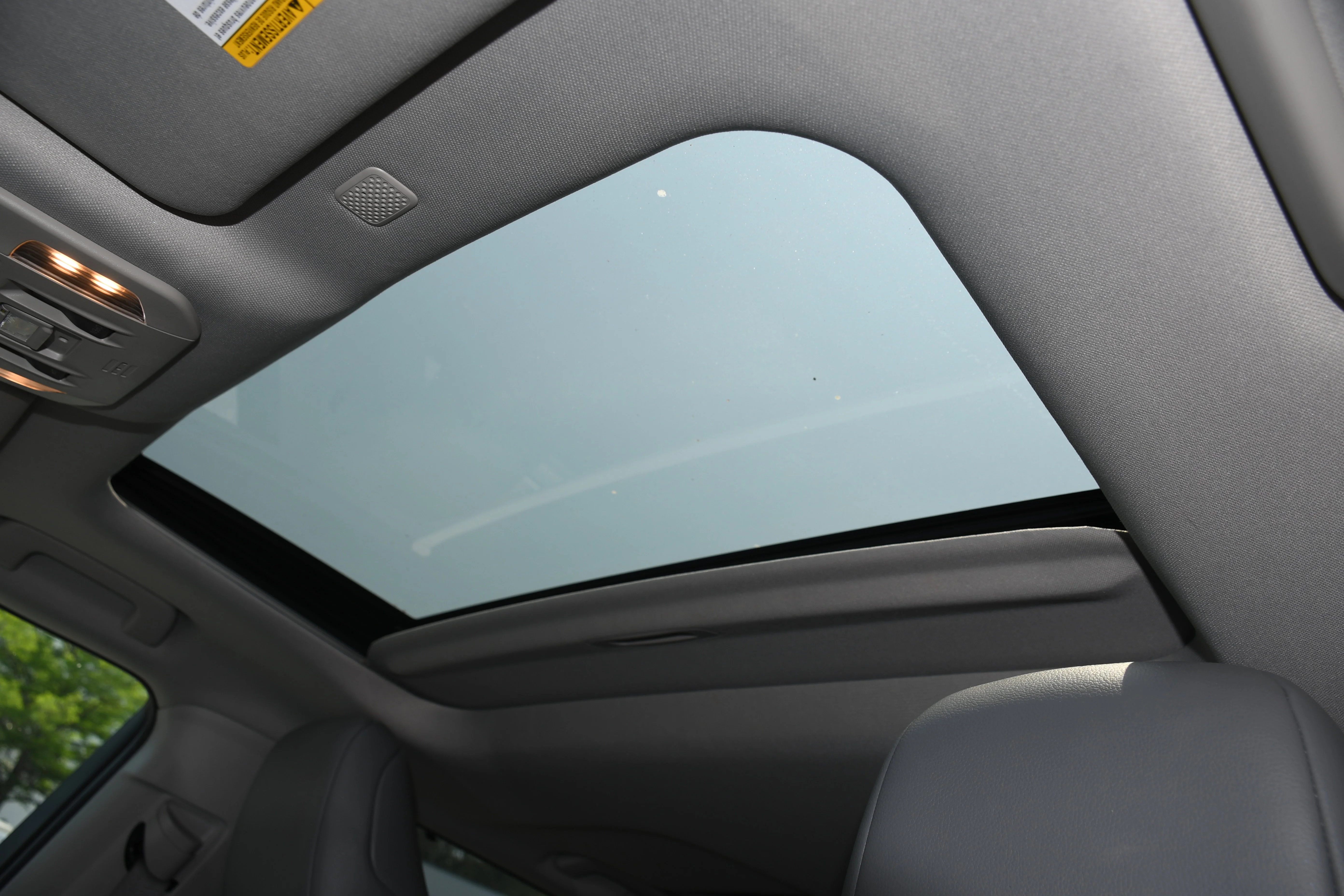 Used 2022  Toyota XLE image 6