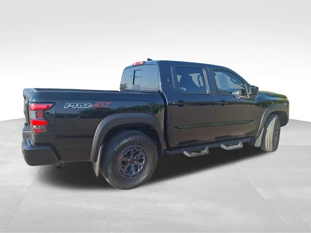 Used 2025 Black Nissan PRO-4X image 8