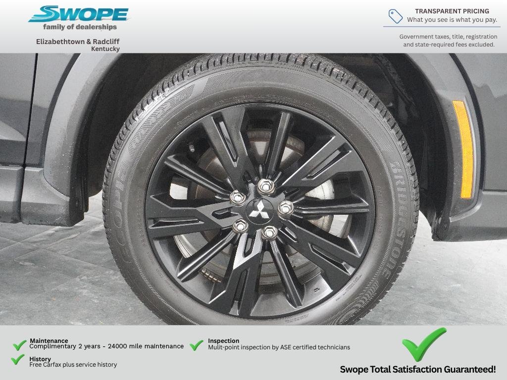 Used 2024 Labrador Black Pearl Mitsubishi LE image 26