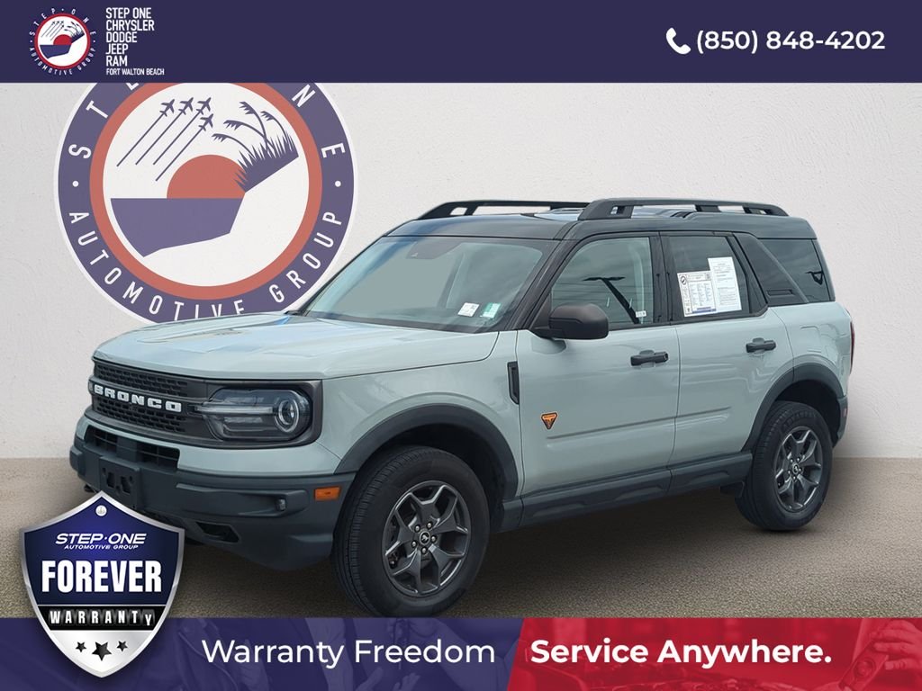 Used 2021 Green Ford Badlands image 2