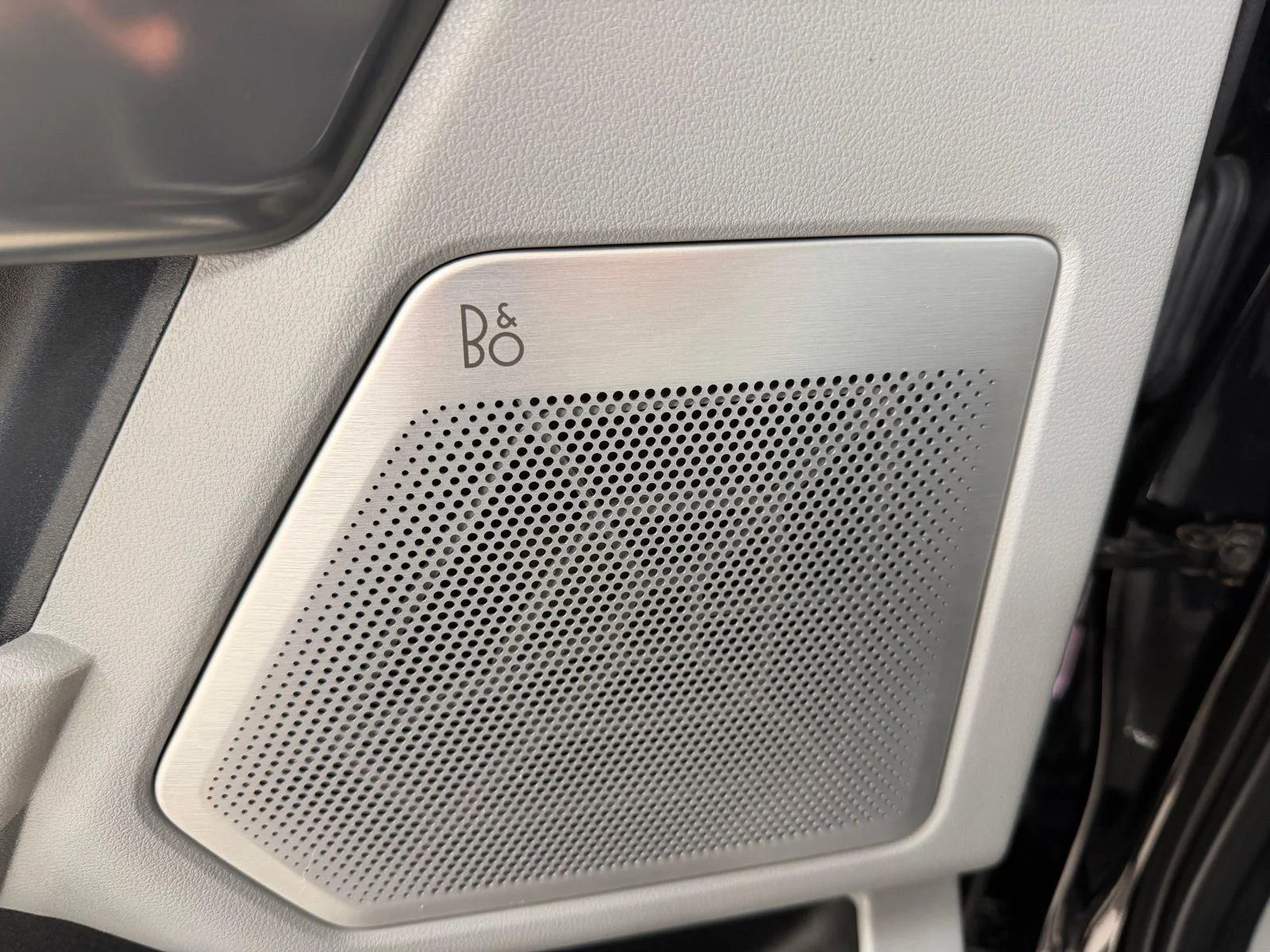 Used 2023 Agate Black Metallic Ford Limited image 32