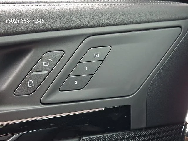 New 2026 Jet Black BMW xDrive28i image 18