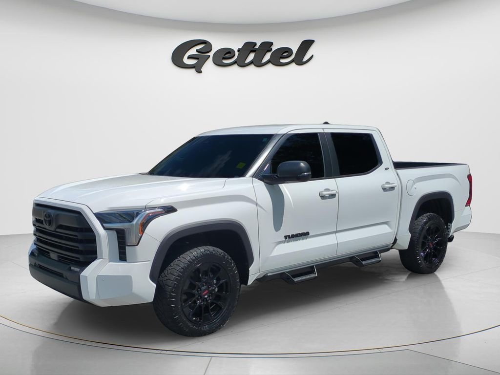 2024 Toyota Tundra SR5