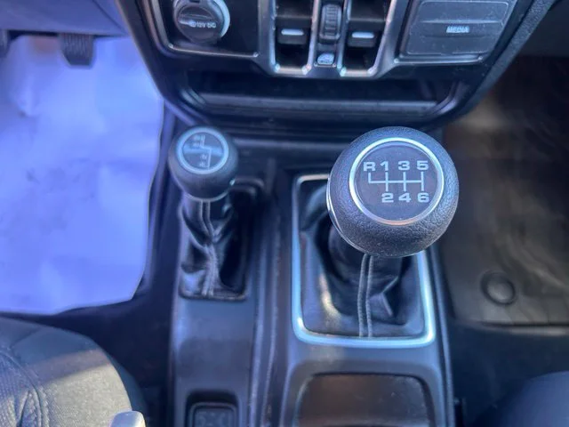 Used 2022 Beige Jeep Unlimited Sahara image 26