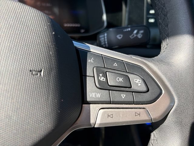 Used 2025 Silver Volkswagen Sport image 24