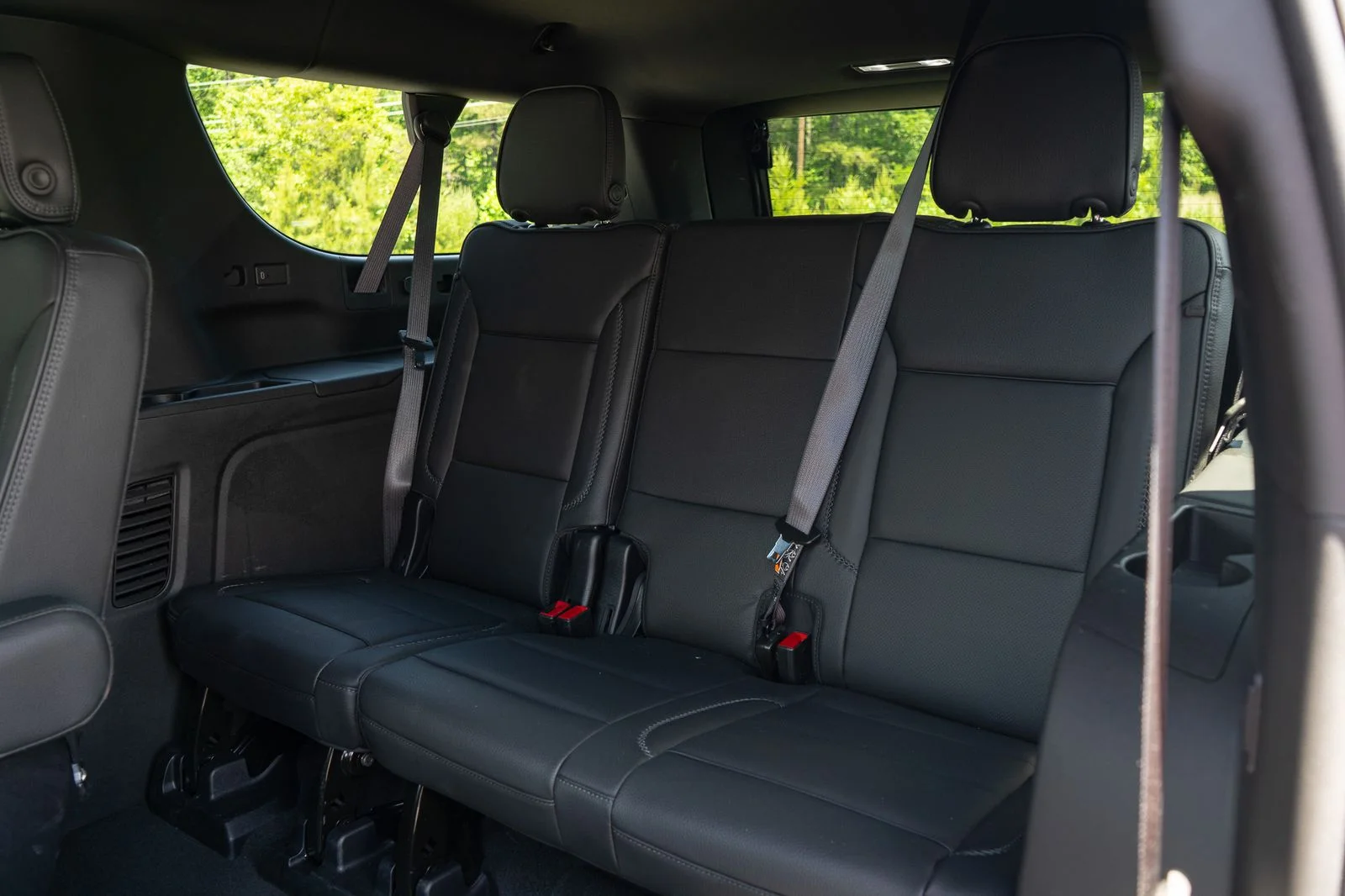Used 2025 White GMC Denali image 19