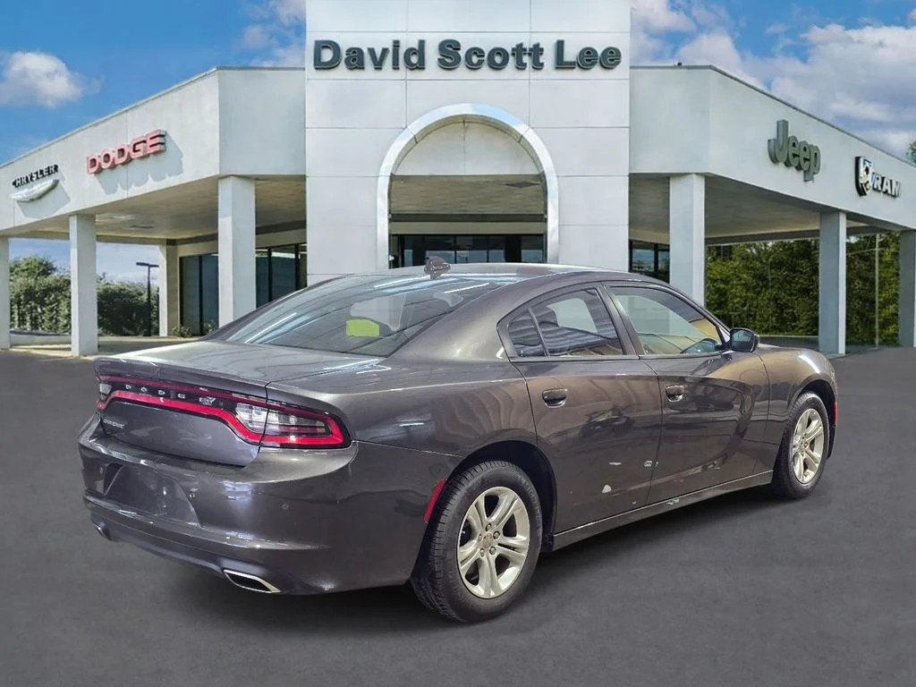 Used 2023 Gray Dodge SXT image 22