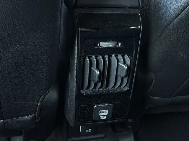 Used 2024 Gray Jeep Limited image 18