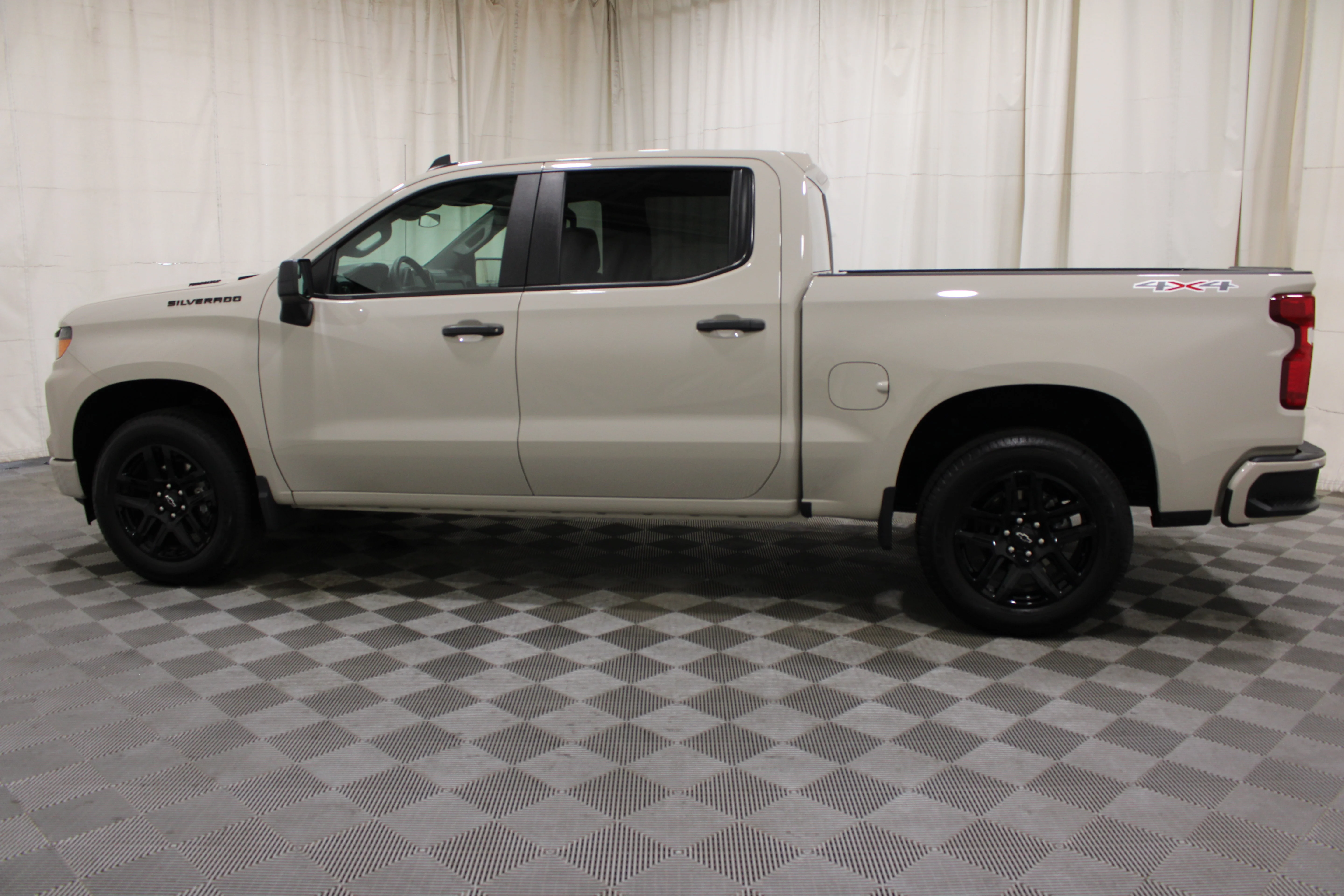 New 2026 White Sands Chevrolet Custom image 32