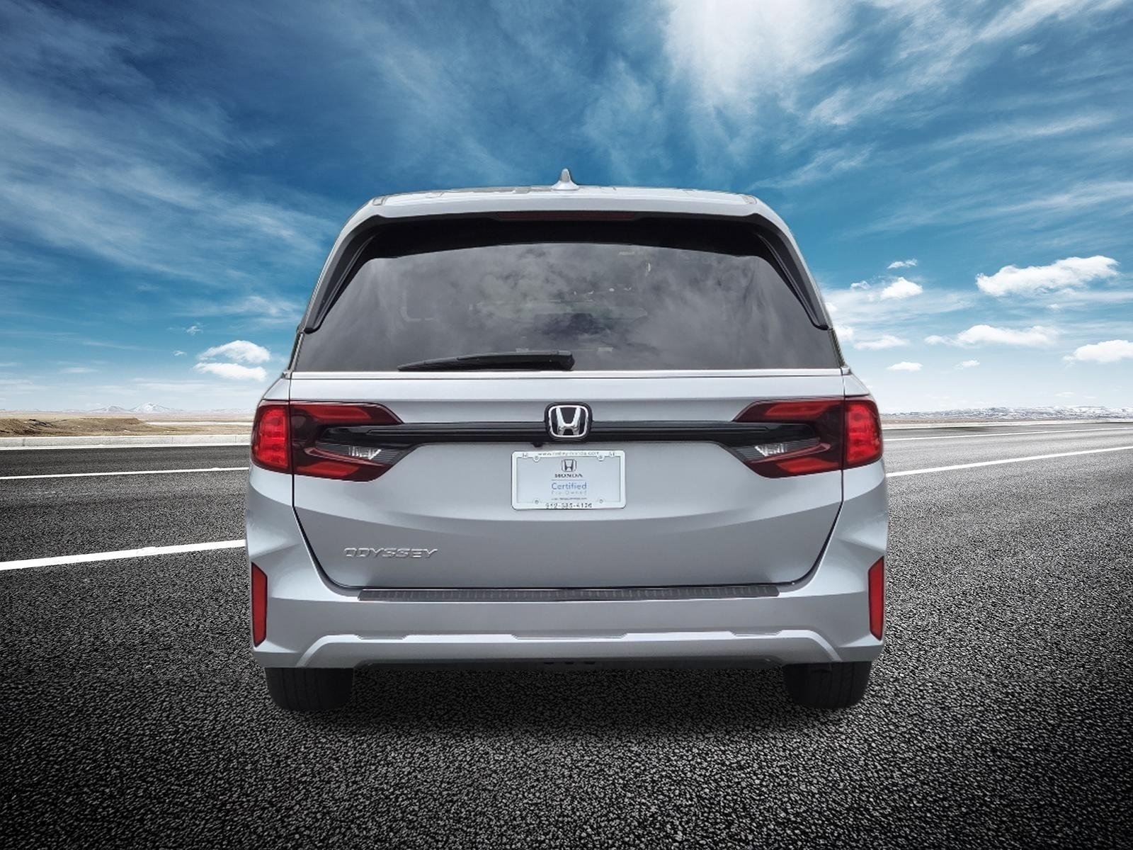 Used 2025 Solar Silver Metallic Honda EX-L image 20