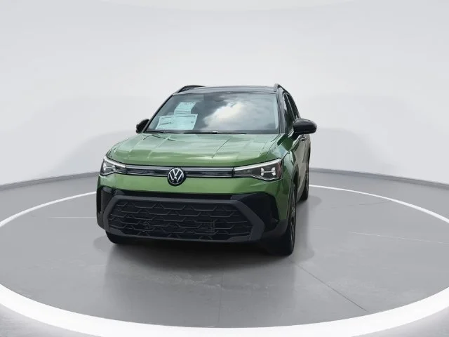 New 2026 Green Volkswagen 1.5T SE Black image 4