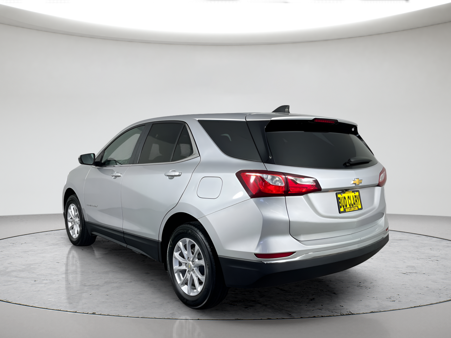 Used 2021 Silver Ice Metallic Chevrolet LT image 7