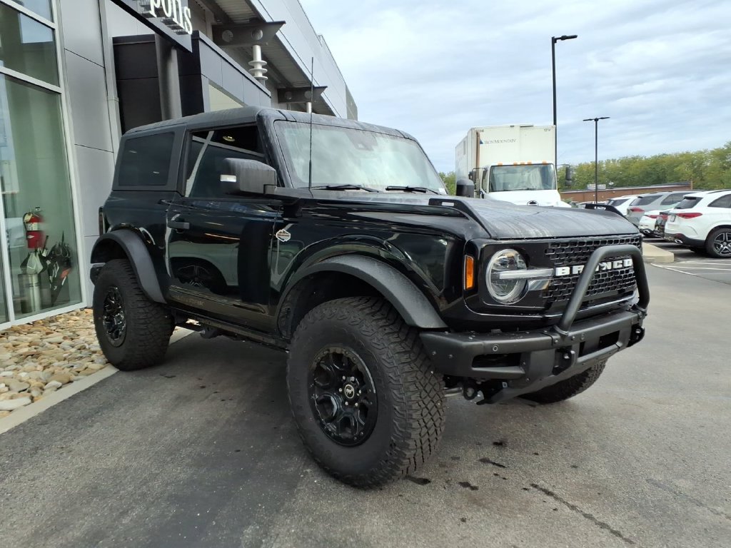 Used 2023 Shadow Black Ford Wildtrak image 8