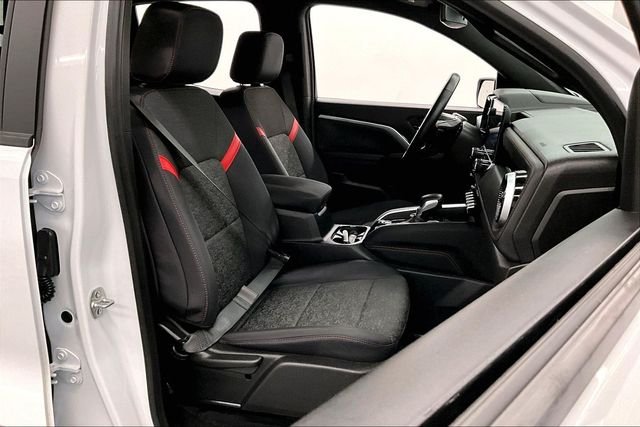2025 Chevrolet Colorado Z71 - Photo 8