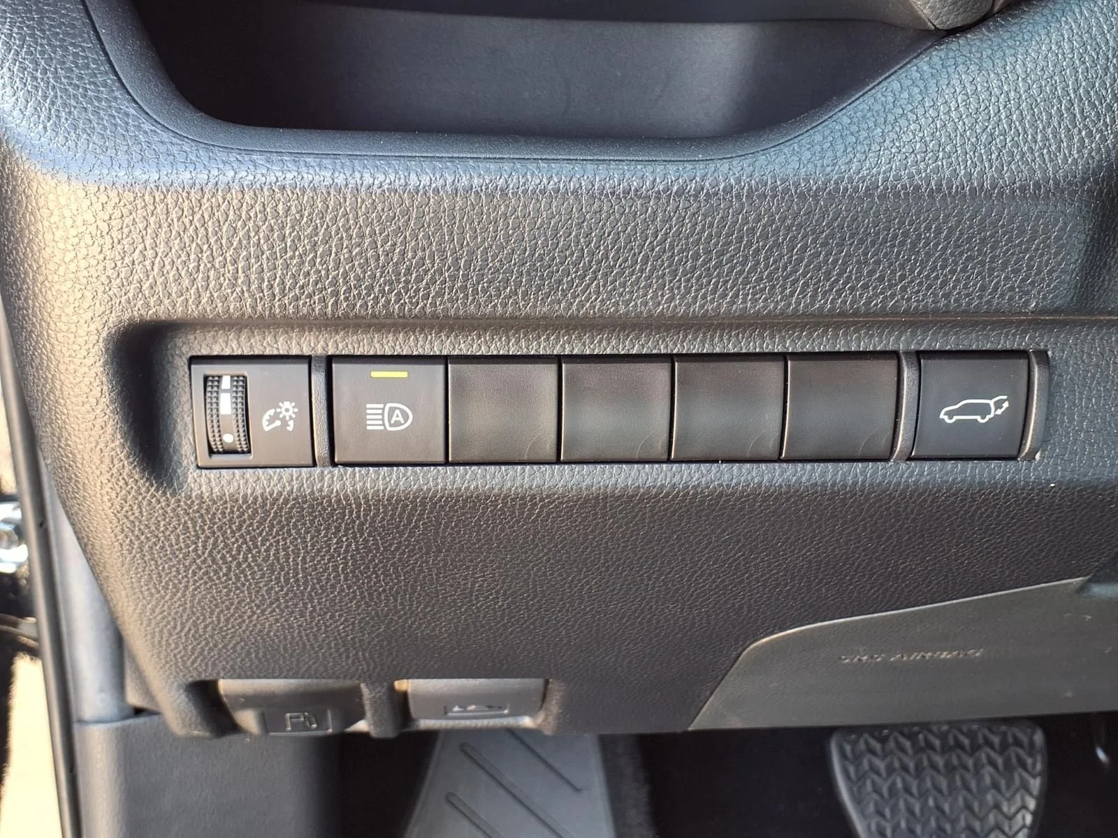 Certified Used 2024 Black Toyota XLE Premium image 20